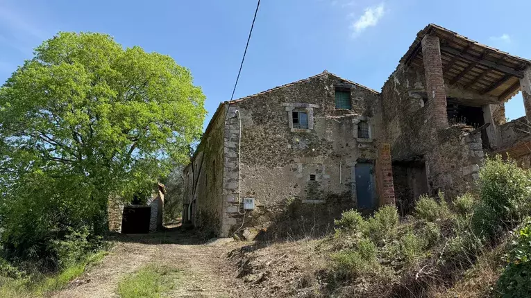 Rural house in "Els Angels"