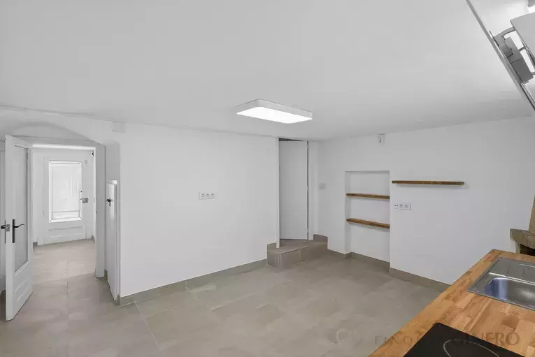 Casa de poble reformada el 2026, amb pati de 50 m² i ubicació excel·lent.