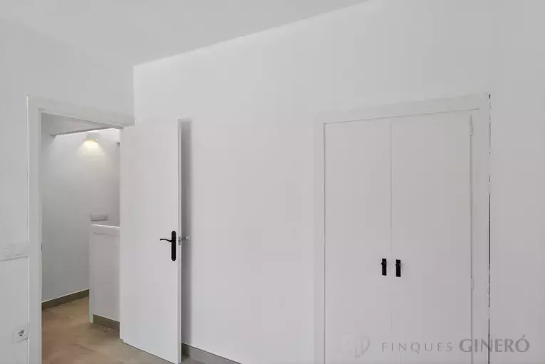 Casa de poble reformada el 2026, amb pati de 50 m² i ubicació excel·lent.
