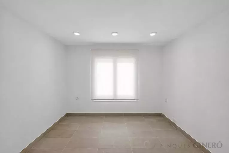 Casa de poble reformada el 2026, amb pati de 50 m² i ubicació excel·lent.