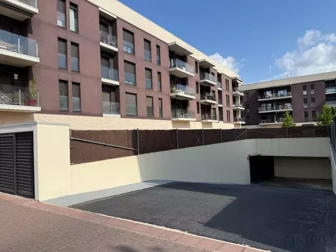 Plaça d'aparcament en lloguer a Vilablareix