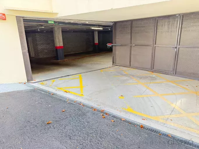 Plaça d'aparcament en lloguer a Vilablareix