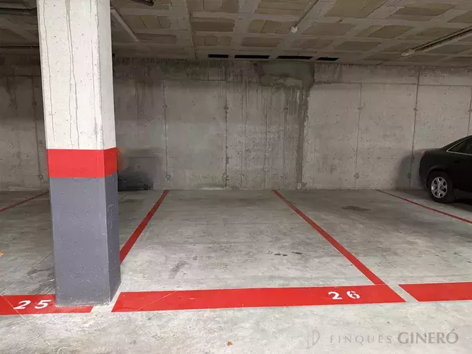 Plaça d'aparcament en lloguer a Vilablareix