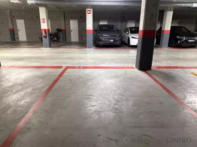 Plaça d'aparcament en lloguer a Vilablareix