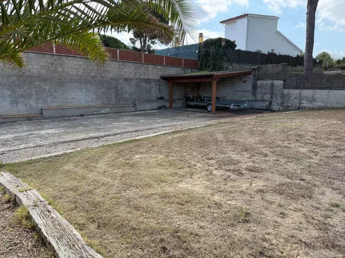 Parcel·la urbana de 420 m² a Can Jordi – Aiguaviva