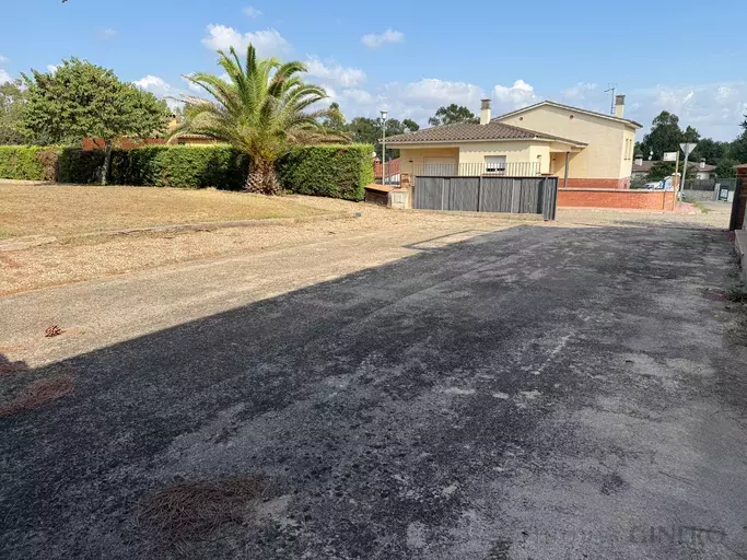Parcel·la urbana de 420 m² a Can Jordi – Aiguaviva